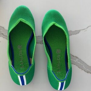 Rothy's 9.5 women’s kelly  Green ballet flats